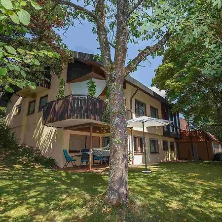 Apartment Elw, Sep. Eingang, überdachte Terrasse, Nähe Backnang *