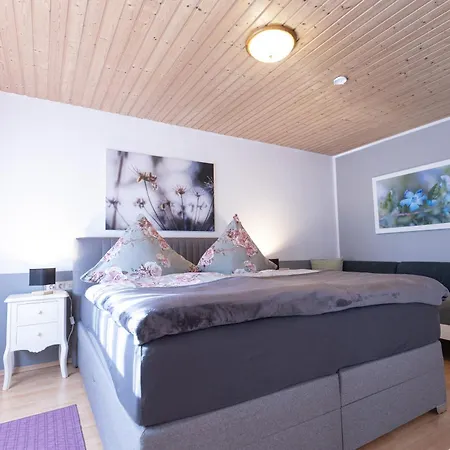 Apartment Elw, Sep. Eingang, überdachte Terrasse, Nähe Backnang