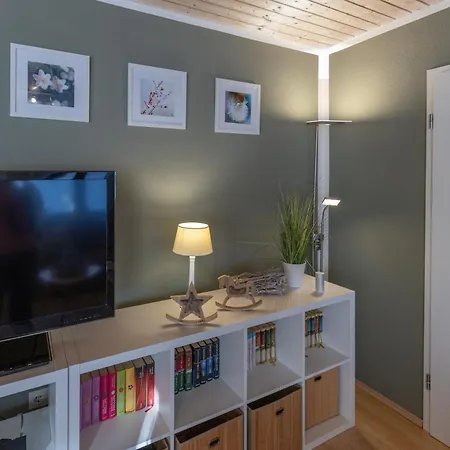 Elw, Sep. Eingang, überdachte Terrasse, Nähe Backnang *