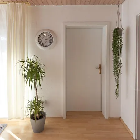 Elw, Sep. Eingang, überdachte Terrasse, Nähe Backnang Apartment *