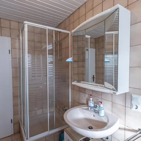 Elw, Sep. Eingang, überdachte Terrasse, Nähe Backnang Apartment Althutte