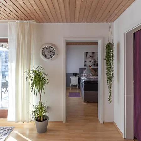 Apartment Elw, Sep. Eingang, überdachte Terrasse, Nähe Backnang