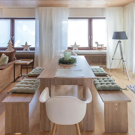 Apartment Elw, Sep. Eingang, überdachte Terrasse, Nähe Backnang *