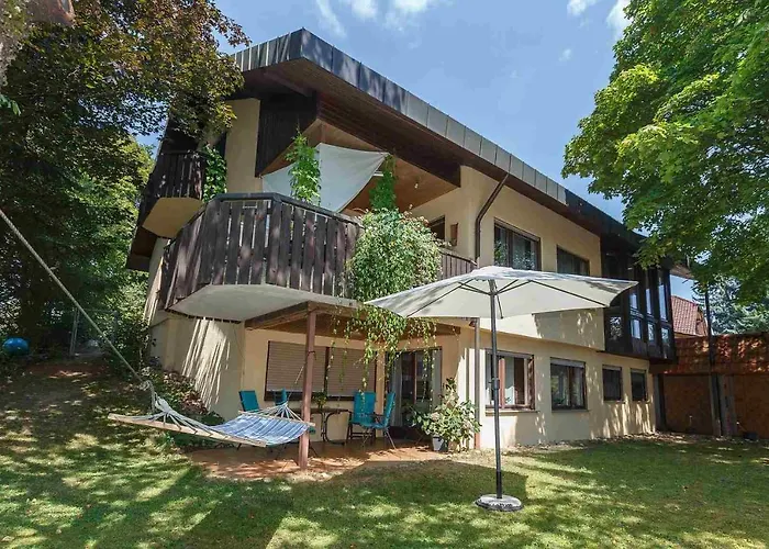 Elw, Sep. Eingang, Ueberdachte Terrasse, Naehe Backnang Althutte