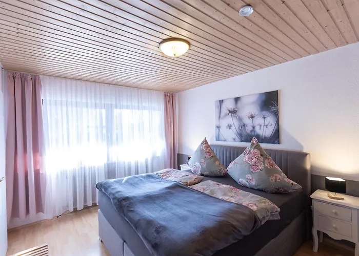 Appartement Elw, Sep. Eingang, Ueberdachte Terrasse, Naehe Backnang Althutte