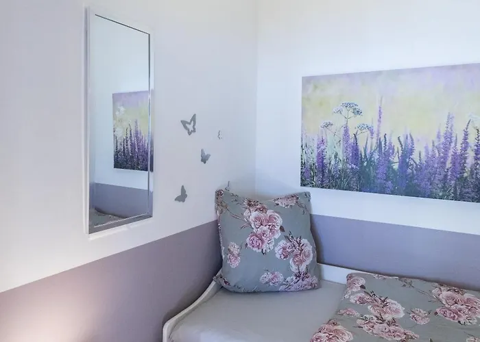 Elw, Sep. Eingang, Ueberdachte Terrasse, Naehe Backnang Appartement *